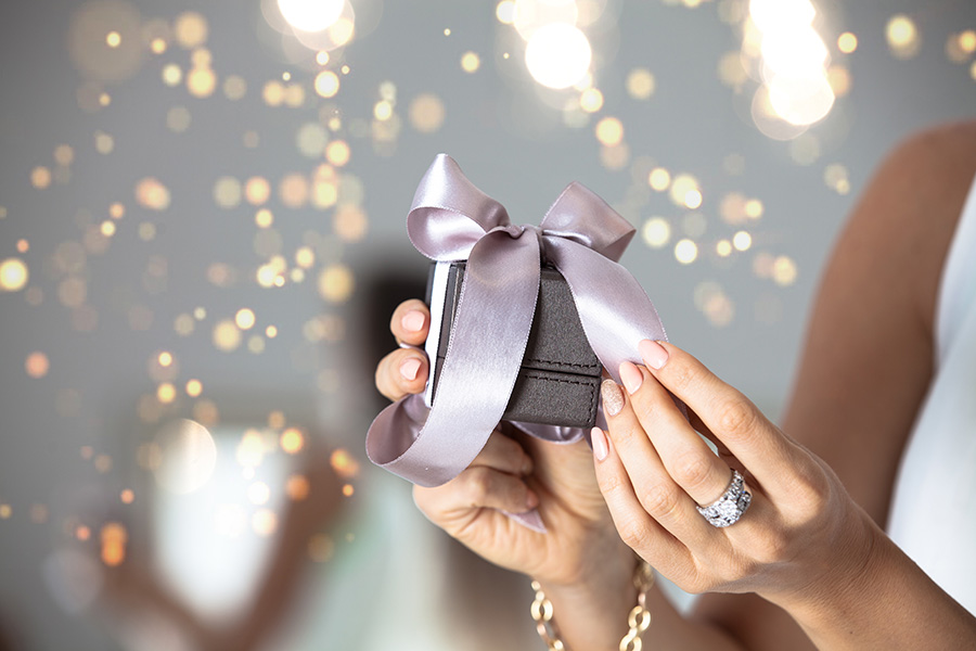 Cadeaux-bague-de-fiançailles